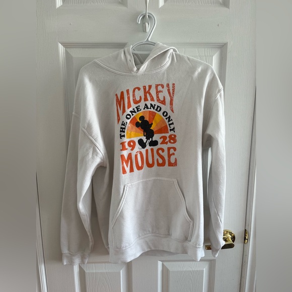 mickey mouse vintage sweater size m in white - Picture 2 of 4